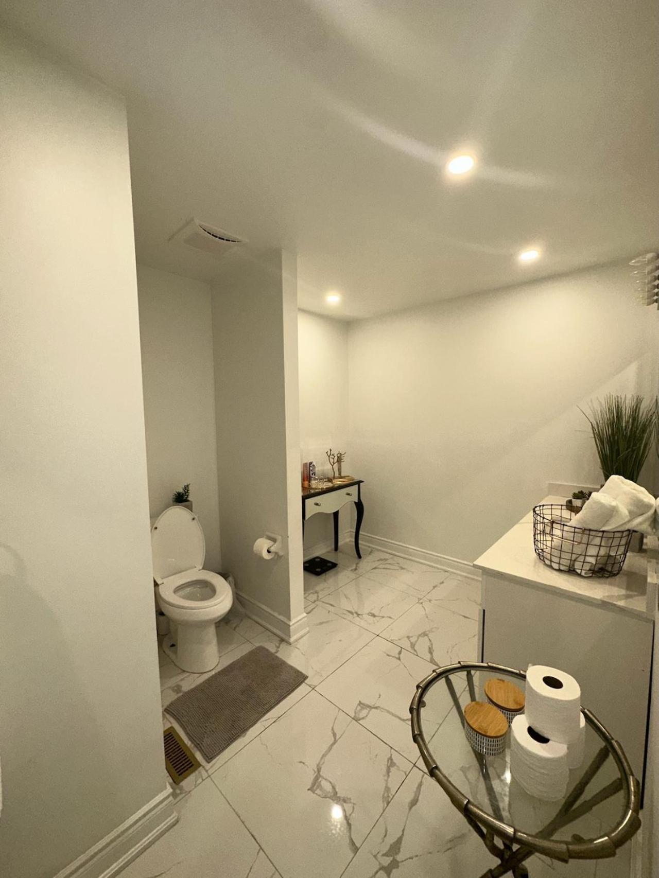 Luxury Home In Toronto ميسيسوجا المظهر الخارجي الصورة