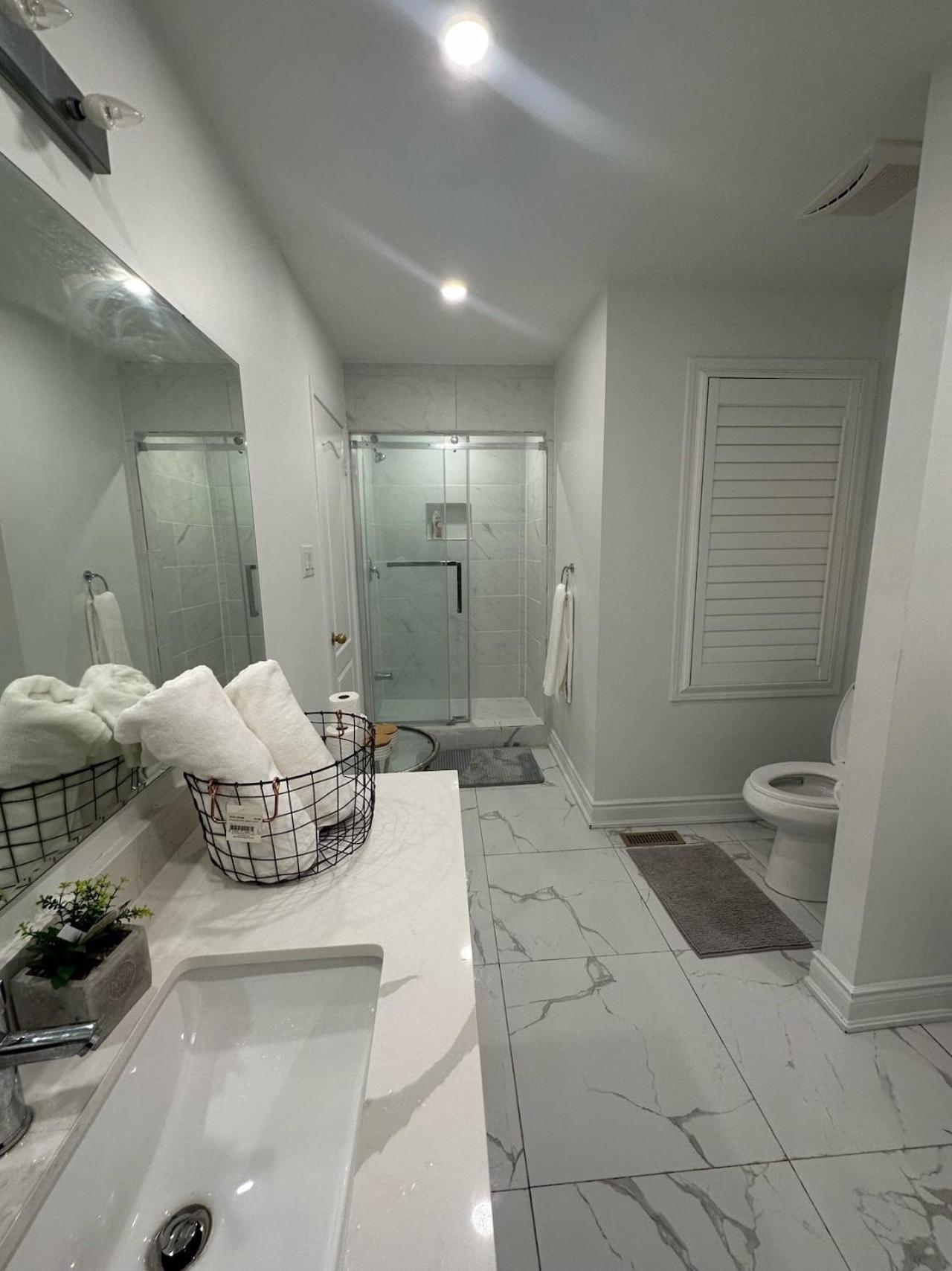 Luxury Home In Toronto ميسيسوجا المظهر الخارجي الصورة