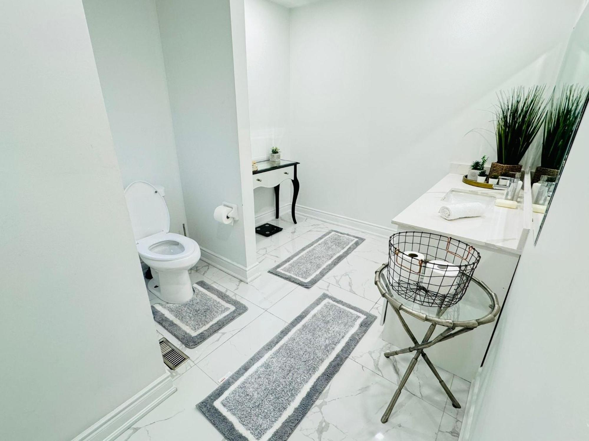 Luxury Home In Toronto ميسيسوجا المظهر الخارجي الصورة