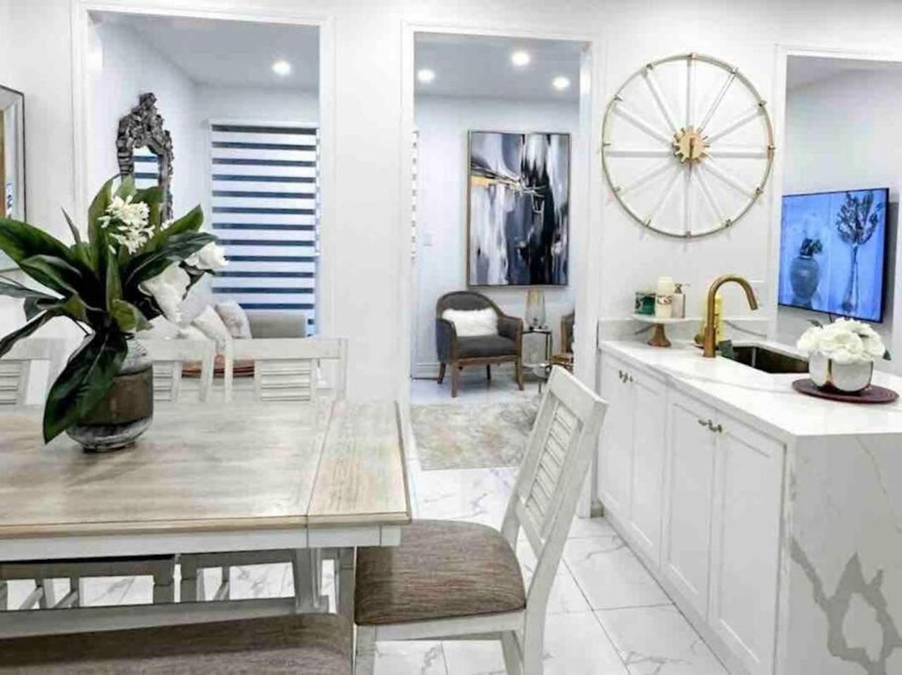 Luxury Home In Toronto ميسيسوجا المظهر الخارجي الصورة