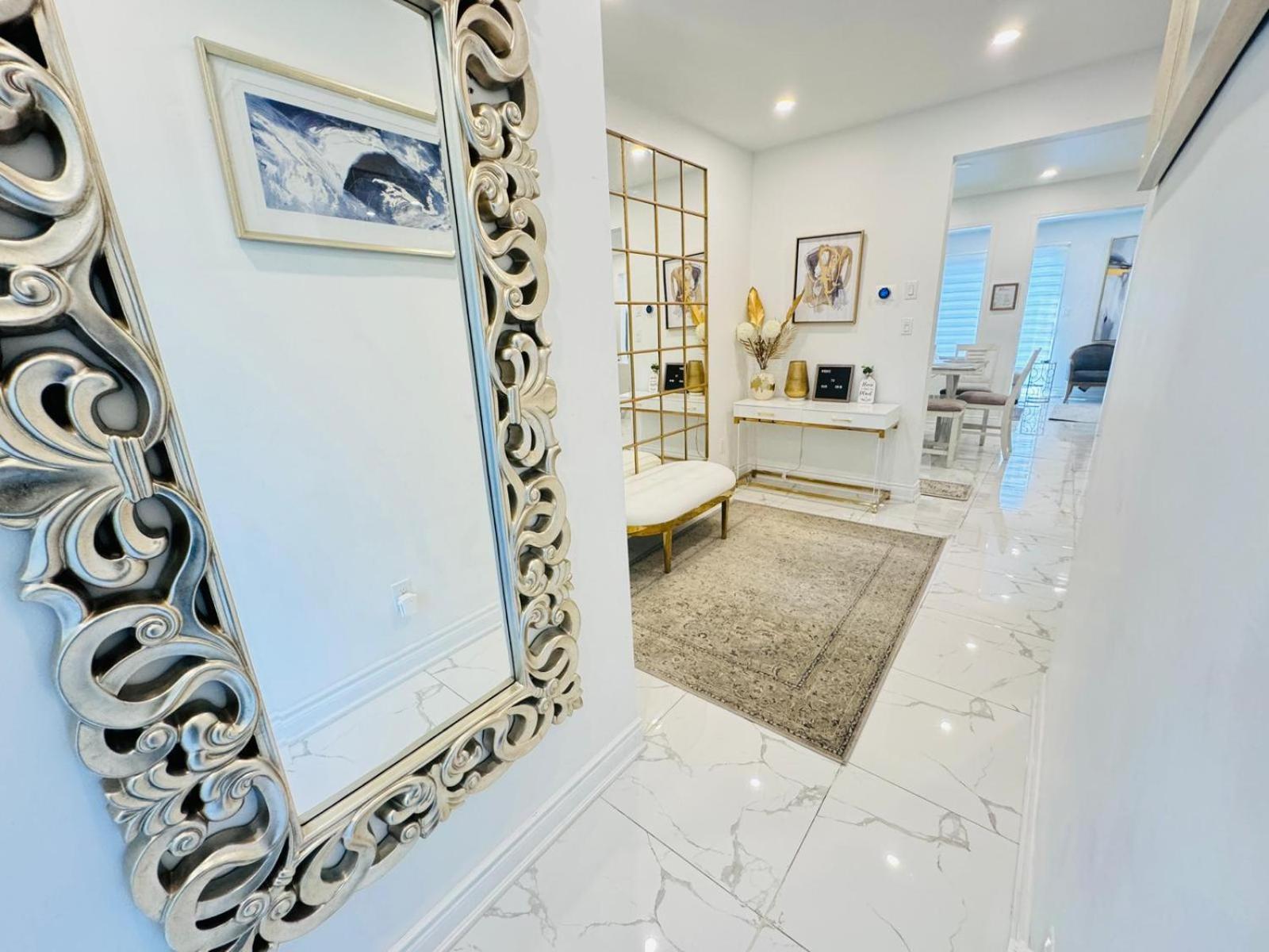 Luxury Home In Toronto ميسيسوجا المظهر الخارجي الصورة