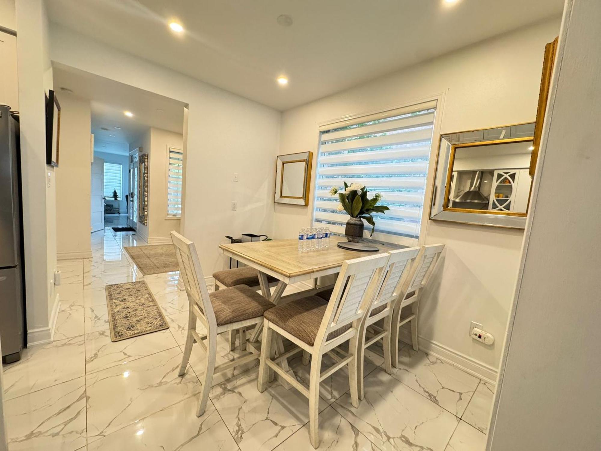 Luxury Home In Toronto ميسيسوجا المظهر الخارجي الصورة